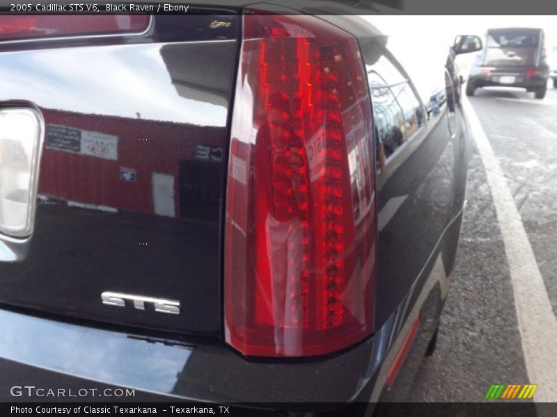 Black Raven / Ebony 2005 Cadillac STS V6