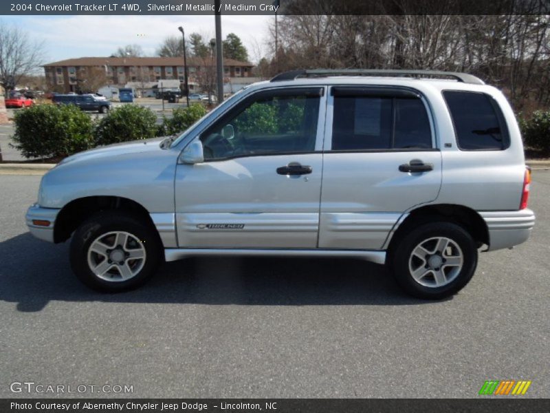 Silverleaf Metallic / Medium Gray 2004 Chevrolet Tracker LT 4WD