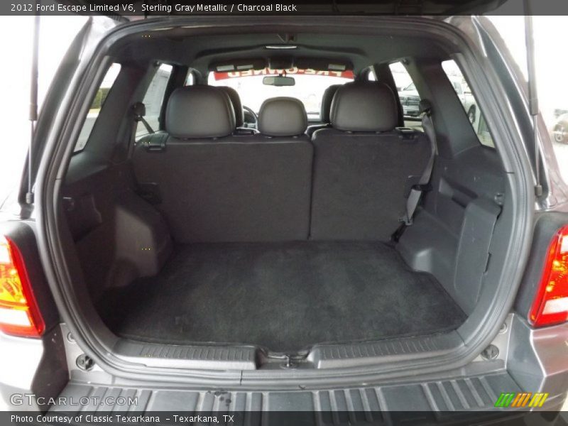  2012 Escape Limited V6 Trunk