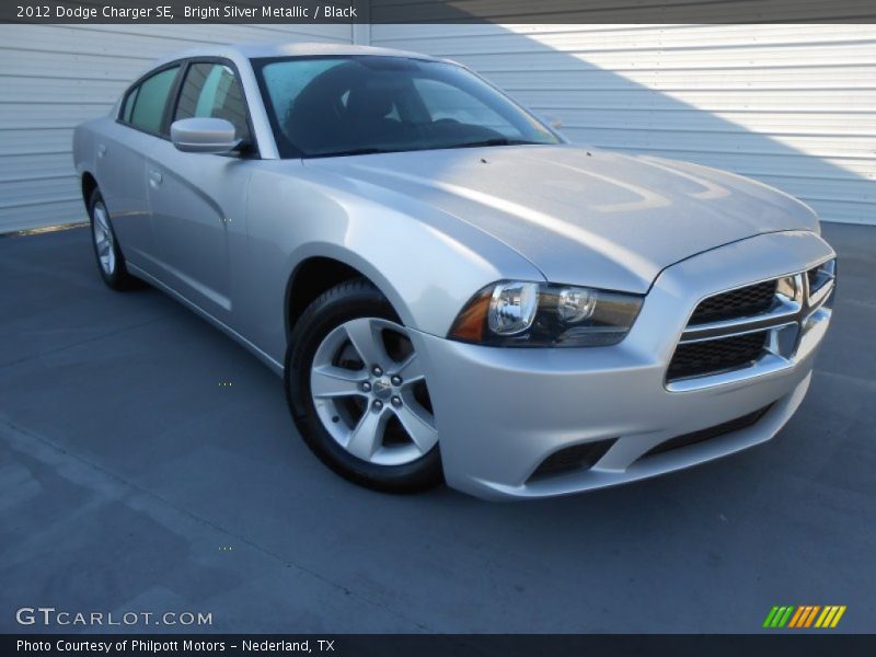 Bright Silver Metallic / Black 2012 Dodge Charger SE