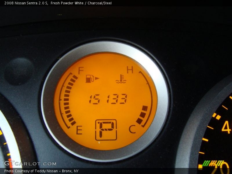 Fresh Powder White / Charcoal/Steel 2008 Nissan Sentra 2.0 S