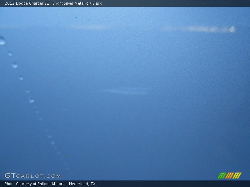 Bright Silver Metallic / Black 2012 Dodge Charger SE