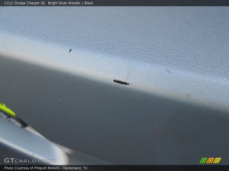 Bright Silver Metallic / Black 2012 Dodge Charger SE