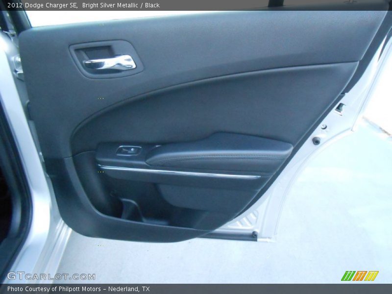 Bright Silver Metallic / Black 2012 Dodge Charger SE