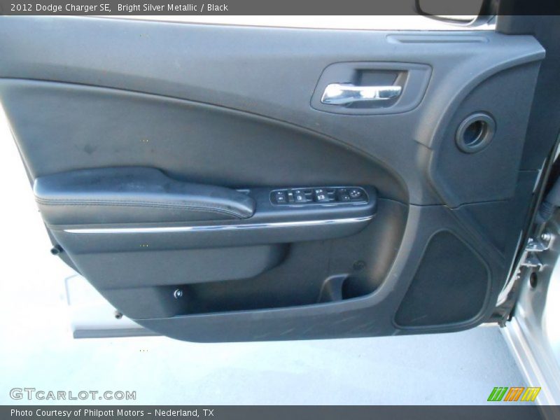 Bright Silver Metallic / Black 2012 Dodge Charger SE