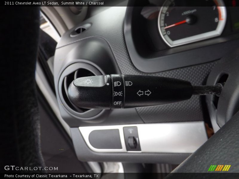 Summit White / Charcoal 2011 Chevrolet Aveo LT Sedan