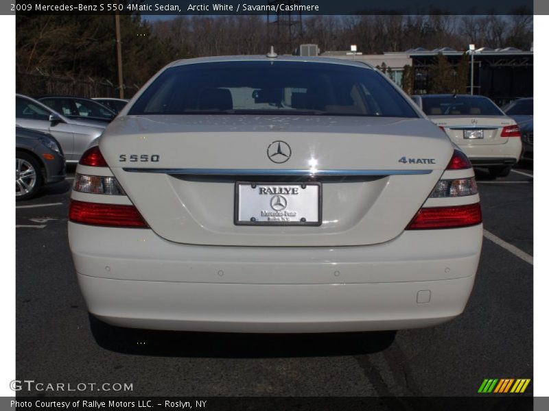 Arctic White / Savanna/Cashmere 2009 Mercedes-Benz S 550 4Matic Sedan