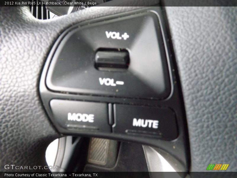 Clear White / Beige 2012 Kia Rio Rio5 LX Hatchback