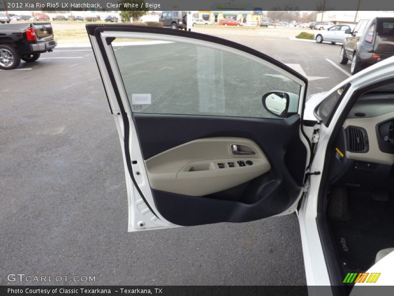 Clear White / Beige 2012 Kia Rio Rio5 LX Hatchback