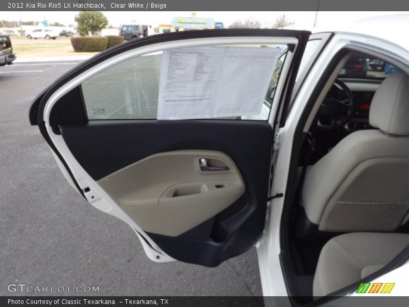Clear White / Beige 2012 Kia Rio Rio5 LX Hatchback