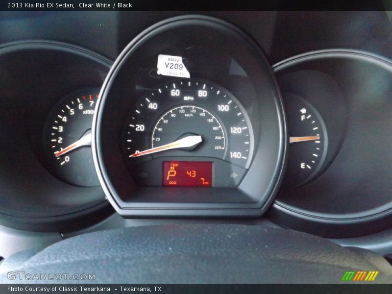 Clear White / Black 2013 Kia Rio EX Sedan