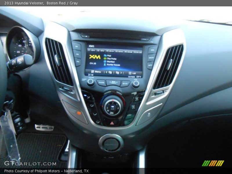 Boston Red / Gray 2013 Hyundai Veloster