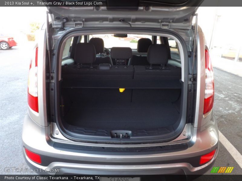 Titanium Gray / Black Soul Logo Cloth 2013 Kia Soul +