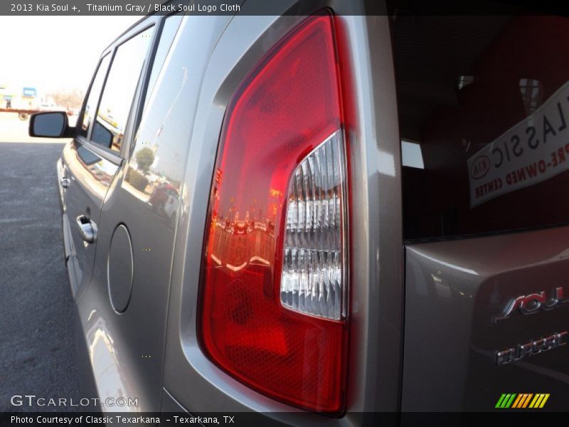 Titanium Gray / Black Soul Logo Cloth 2013 Kia Soul +