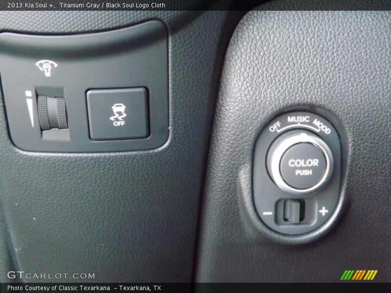 Titanium Gray / Black Soul Logo Cloth 2013 Kia Soul +
