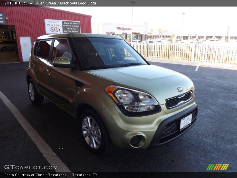 Alien Green / Black Soul Logo Cloth 2013 Kia Soul +