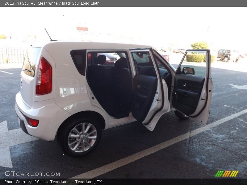 Clear White / Black Soul Logo Cloth 2013 Kia Soul +