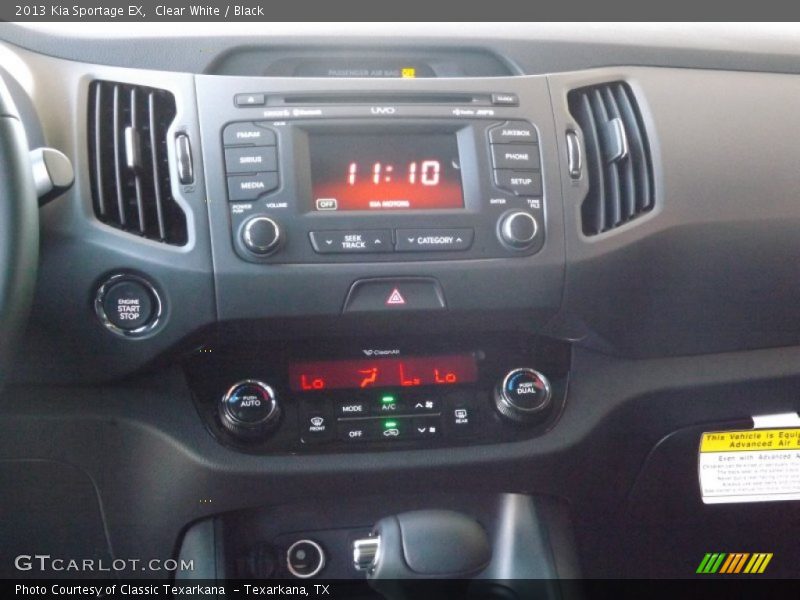 Clear White / Black 2013 Kia Sportage EX