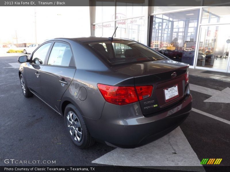 Titanium / Black 2013 Kia Forte EX