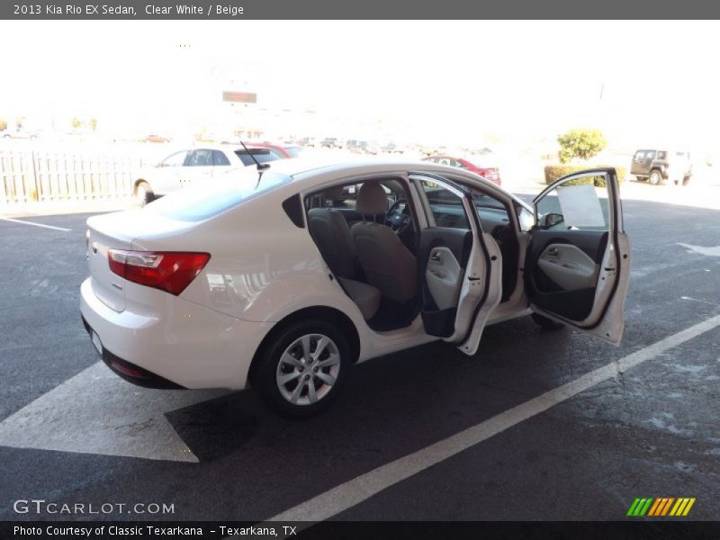 Clear White / Beige 2013 Kia Rio EX Sedan