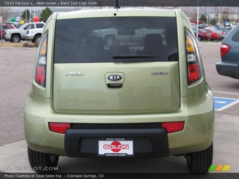 Alien Green / Black Soul Logo Cloth 2010 Kia Soul +