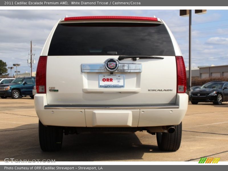 White Diamond Tricoat / Cashmere/Cocoa 2011 Cadillac Escalade Premium AWD