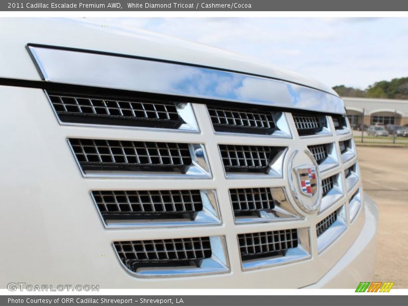 White Diamond Tricoat / Cashmere/Cocoa 2011 Cadillac Escalade Premium AWD