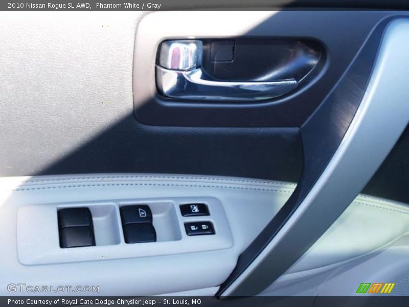 Phantom White / Gray 2010 Nissan Rogue SL AWD