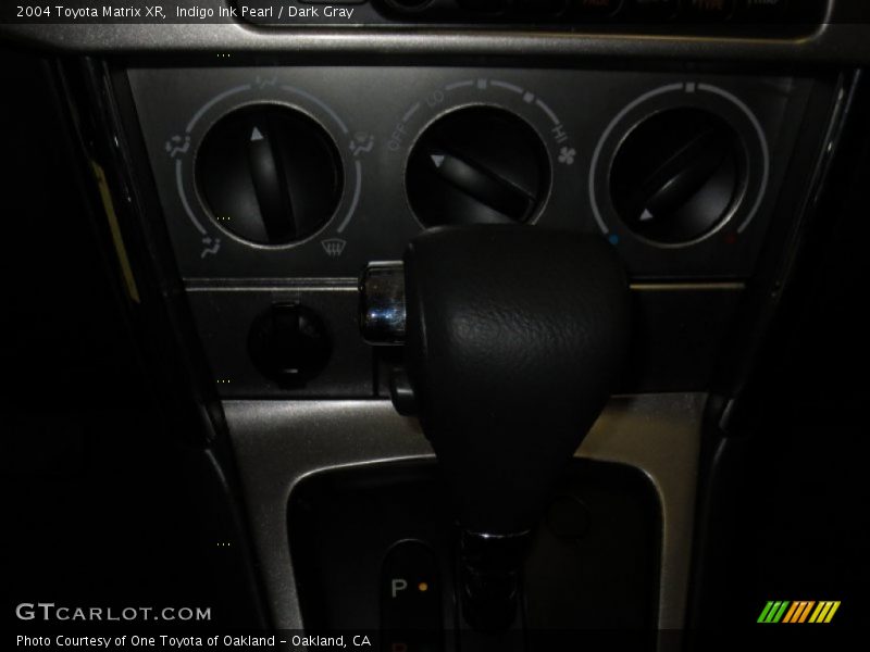 Indigo Ink Pearl / Dark Gray 2004 Toyota Matrix XR