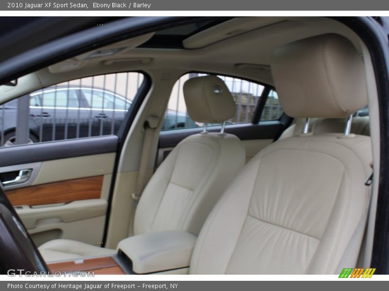 Ebony Black / Barley 2010 Jaguar XF Sport Sedan