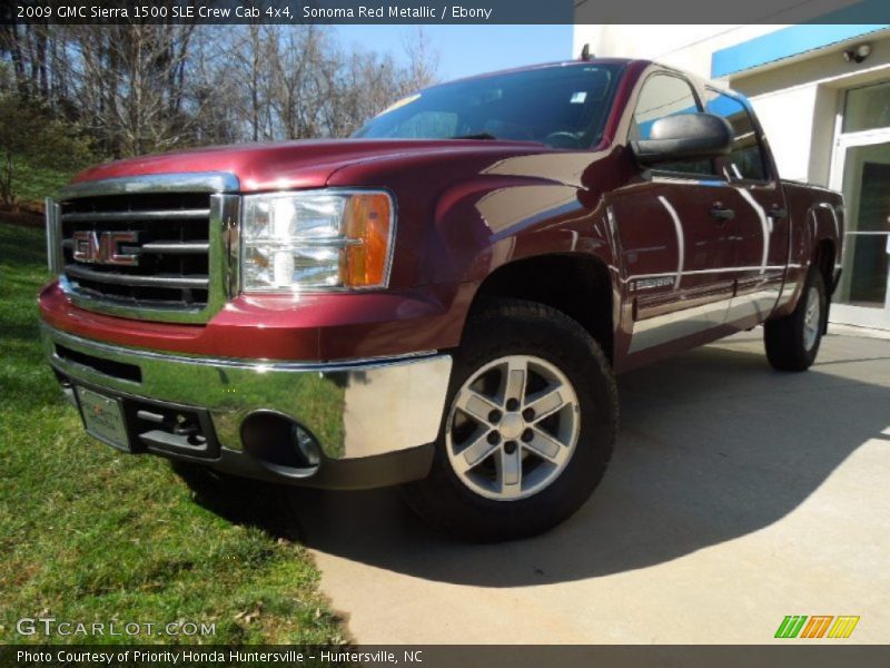 Front 3/4 View of 2009 Sierra 1500 SLE Crew Cab 4x4