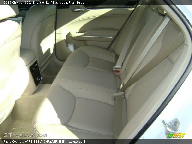 Bright White / Black/Light Frost Beige 2013 Chrysler 300