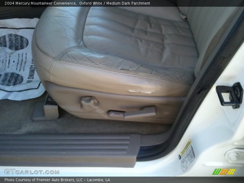 Oxford White / Medium Dark Parchment 2004 Mercury Mountaineer Convenience
