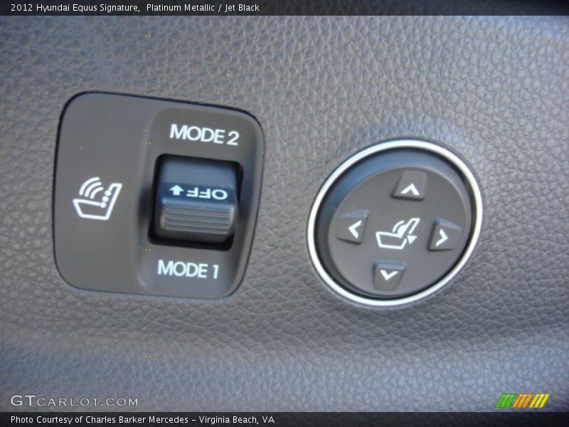 Platinum Metallic / Jet Black 2012 Hyundai Equus Signature