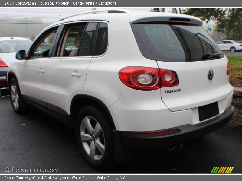 Candy White / Sandstone 2010 Volkswagen Tiguan SE 4Motion