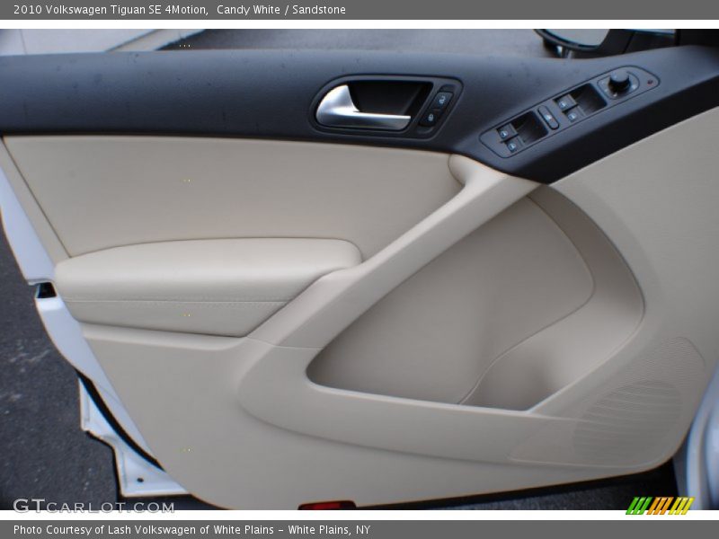 Candy White / Sandstone 2010 Volkswagen Tiguan SE 4Motion