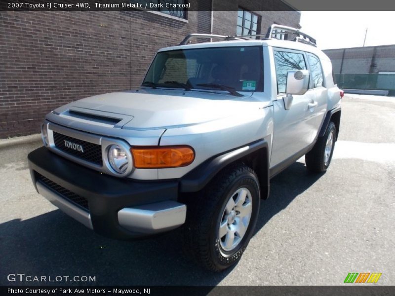 Titanium Metallic / Dark Charcoal 2007 Toyota FJ Cruiser 4WD