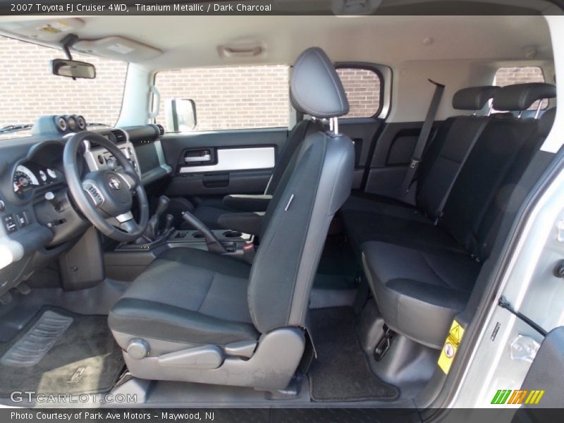Titanium Metallic / Dark Charcoal 2007 Toyota FJ Cruiser 4WD