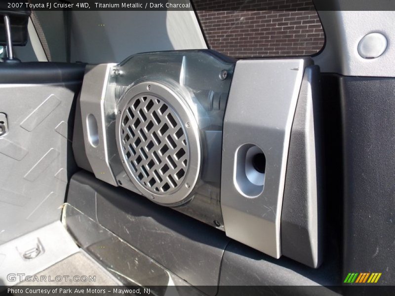 Titanium Metallic / Dark Charcoal 2007 Toyota FJ Cruiser 4WD