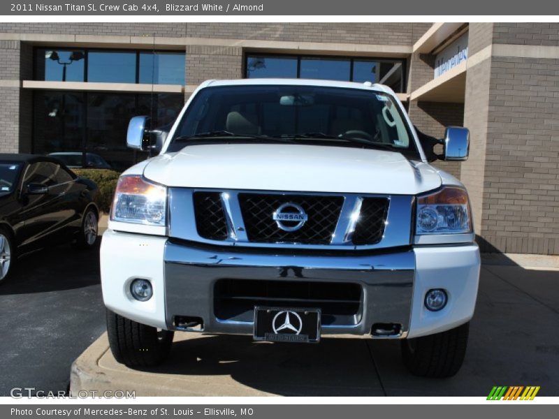 Blizzard White / Almond 2011 Nissan Titan SL Crew Cab 4x4