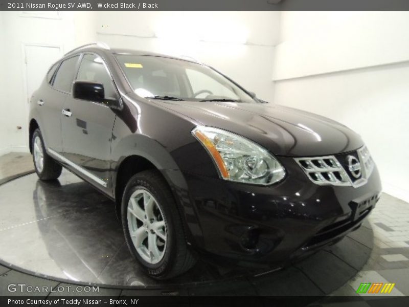 Wicked Black / Black 2011 Nissan Rogue SV AWD