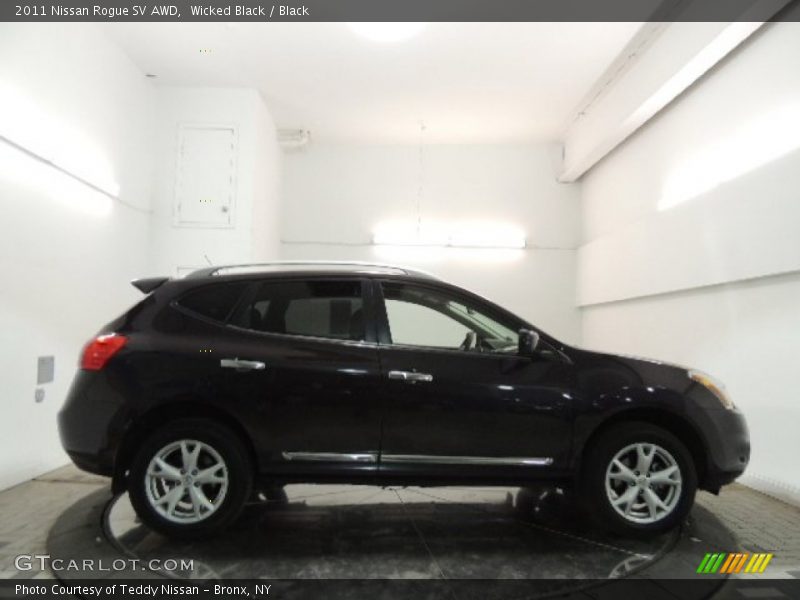 Wicked Black / Black 2011 Nissan Rogue SV AWD