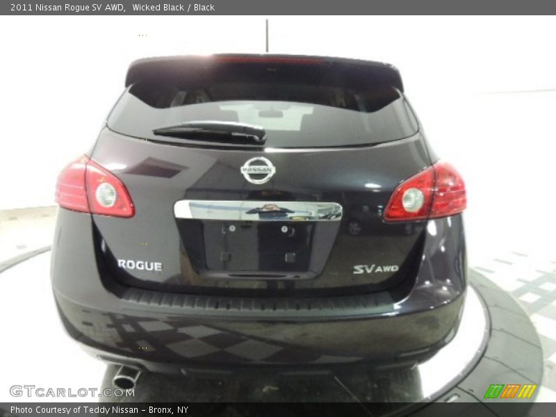 Wicked Black / Black 2011 Nissan Rogue SV AWD