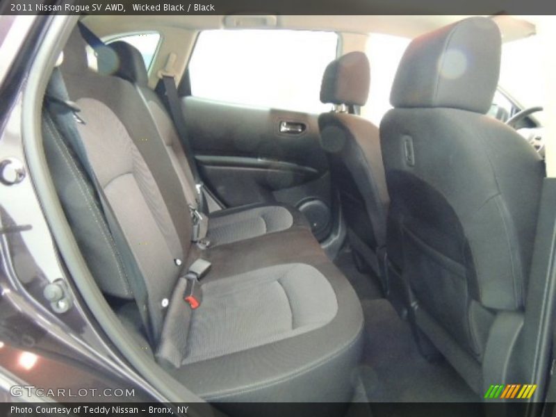 Wicked Black / Black 2011 Nissan Rogue SV AWD