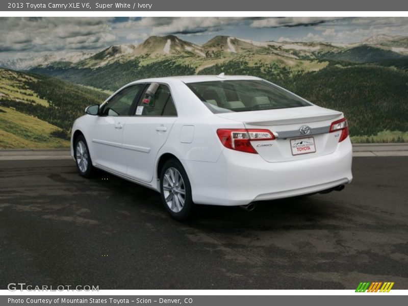 Super White / Ivory 2013 Toyota Camry XLE V6