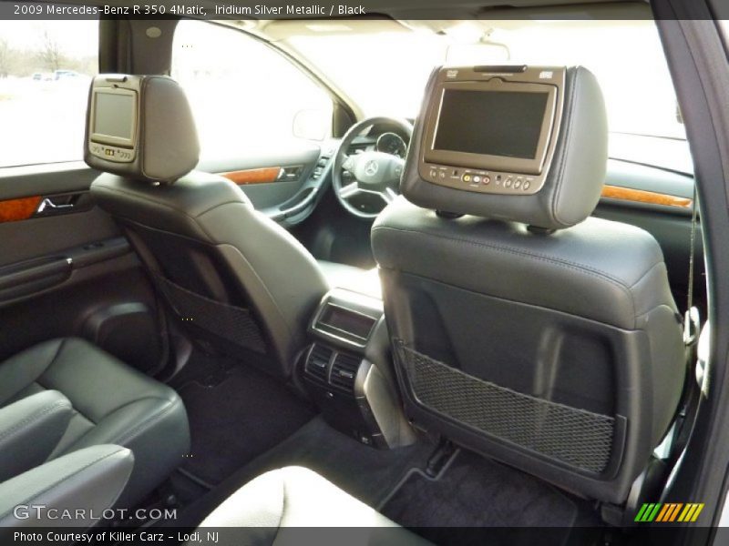 Entertainment System of 2009 R 350 4Matic