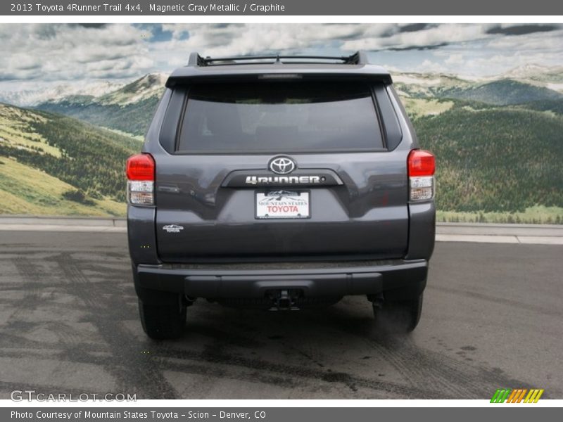 Magnetic Gray Metallic / Graphite 2013 Toyota 4Runner Trail 4x4