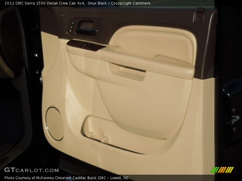 Onyx Black / Cocoa/Light Cashmere 2011 GMC Sierra 1500 Denali Crew Cab 4x4