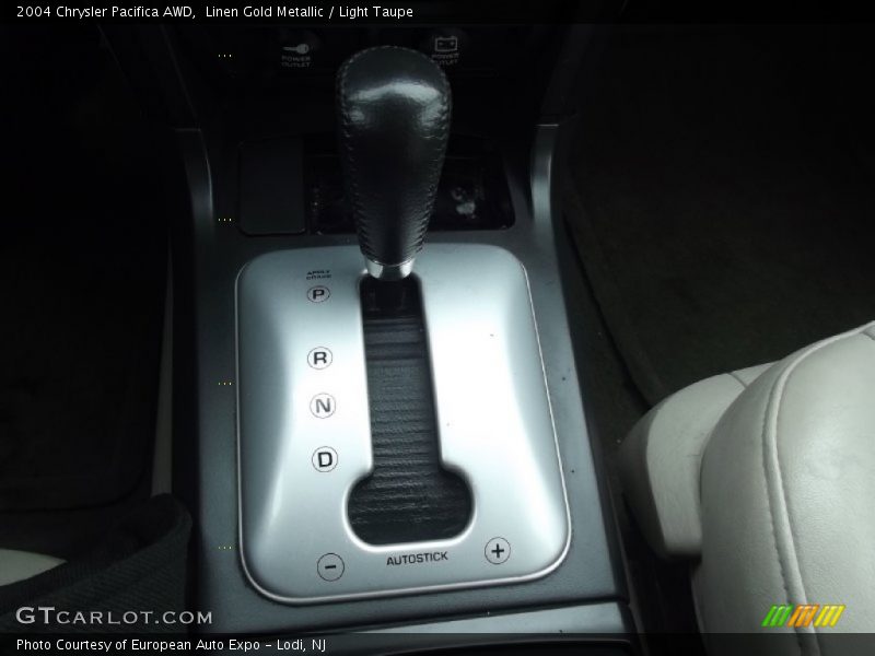 Linen Gold Metallic / Light Taupe 2004 Chrysler Pacifica AWD