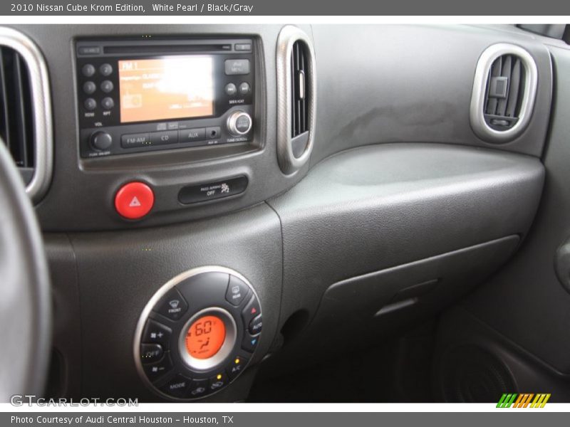 White Pearl / Black/Gray 2010 Nissan Cube Krom Edition